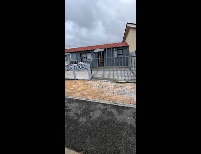 6 BEDROOM HOUSE FOR SALE IN RAVENSMEAD